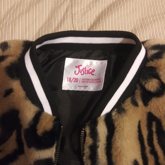 Jacket - Picture 2 of 4